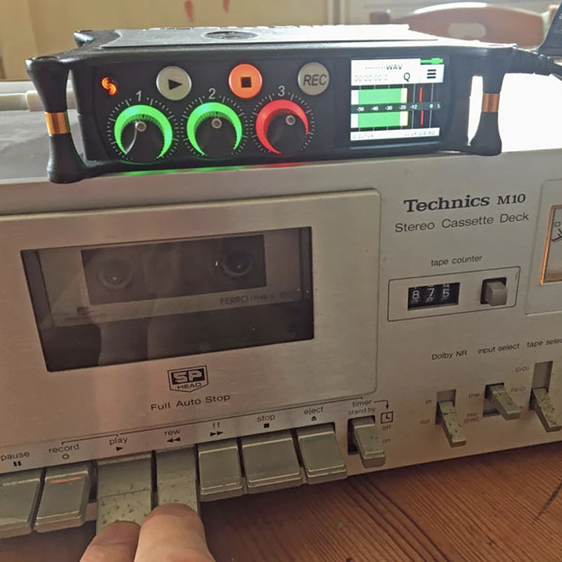 Audio cassette