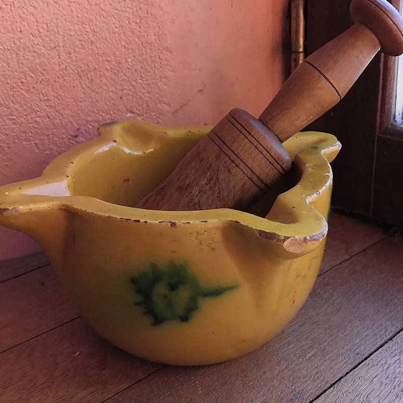 Mortar and pestle