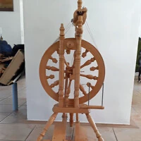 Spinning wheel